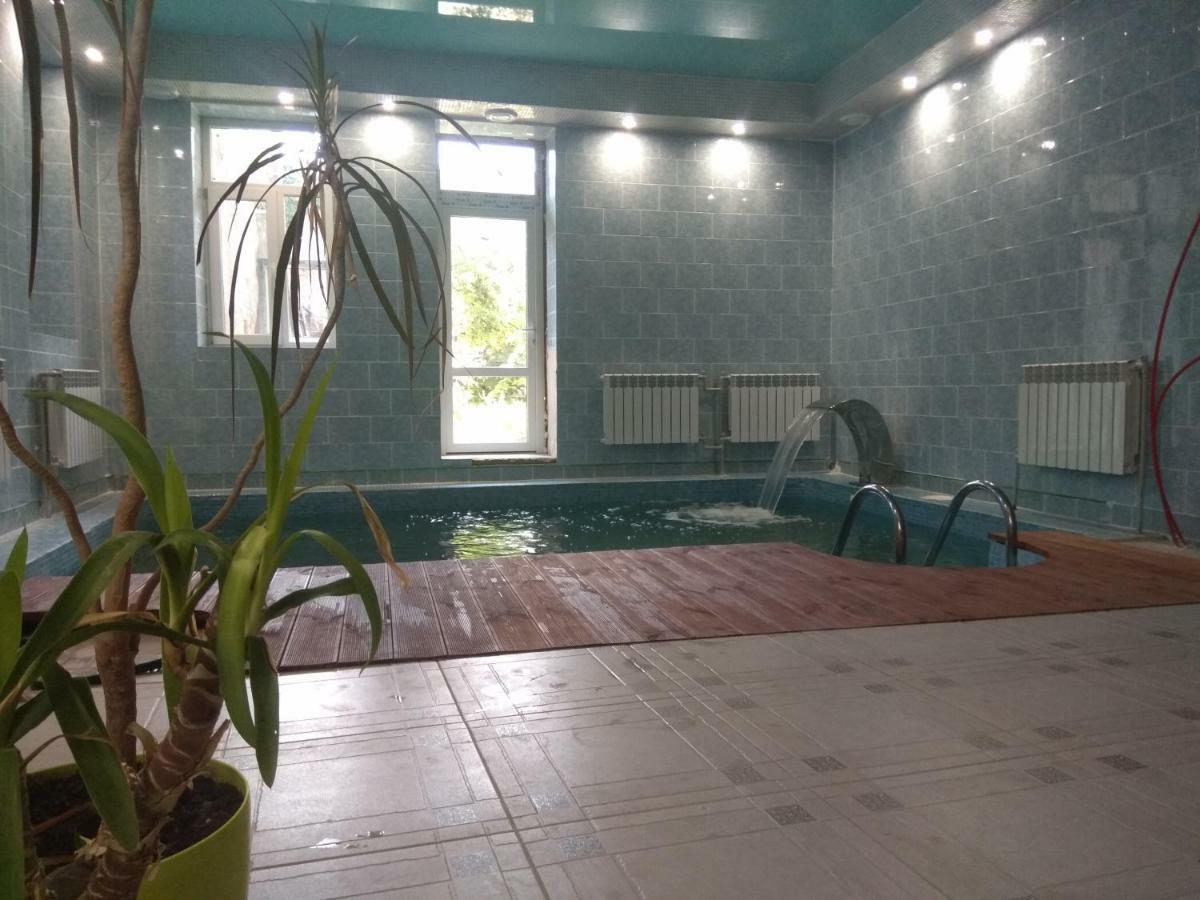 Дом У Моря С Бассейном И Сауной オデッサ エクステリア 写真